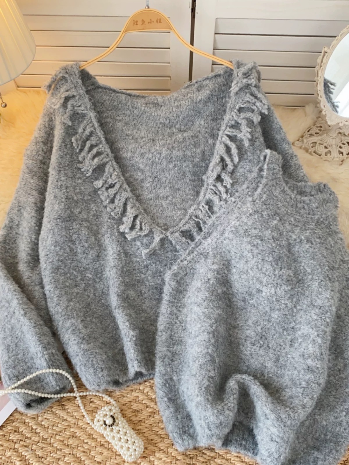 Kiss of life sweater PS104 images